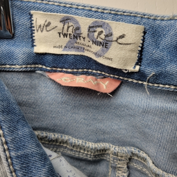 We The Free Free People Crvy High Rise Lace-Up Back Flare Jeans | Size 29 - Picture 5 of 10